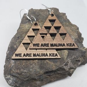 Made in hawaii We are Mauna Kea earrings